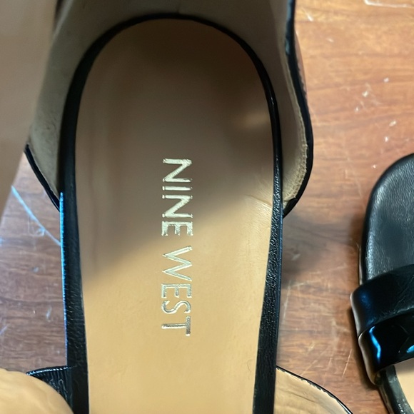Nine West patents gladiator wedge sandals. - Picture 6 of 6